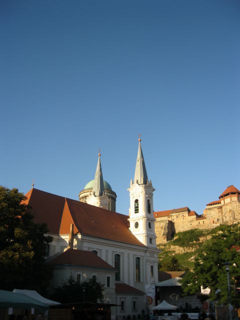 Szymon Broda Niebo nad starym miastem w Esztergom
